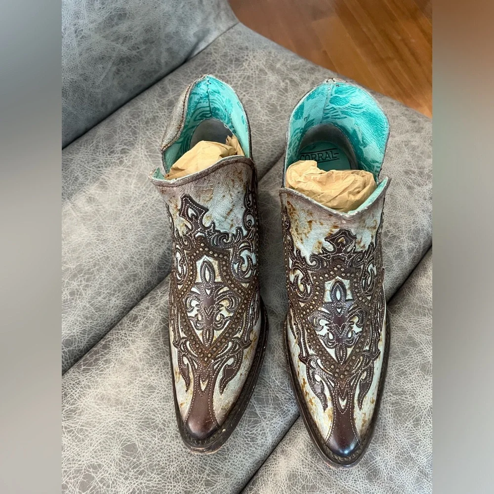CARROL brand Western Booties - Picture 3 of 6